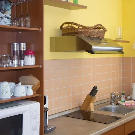 Wauzi 5 - Zentral Und Wenige Minuten Zum