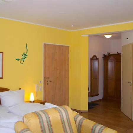 Wauzi 5 - Zentral Und Wenige Minuten Zum 公寓 巴贝